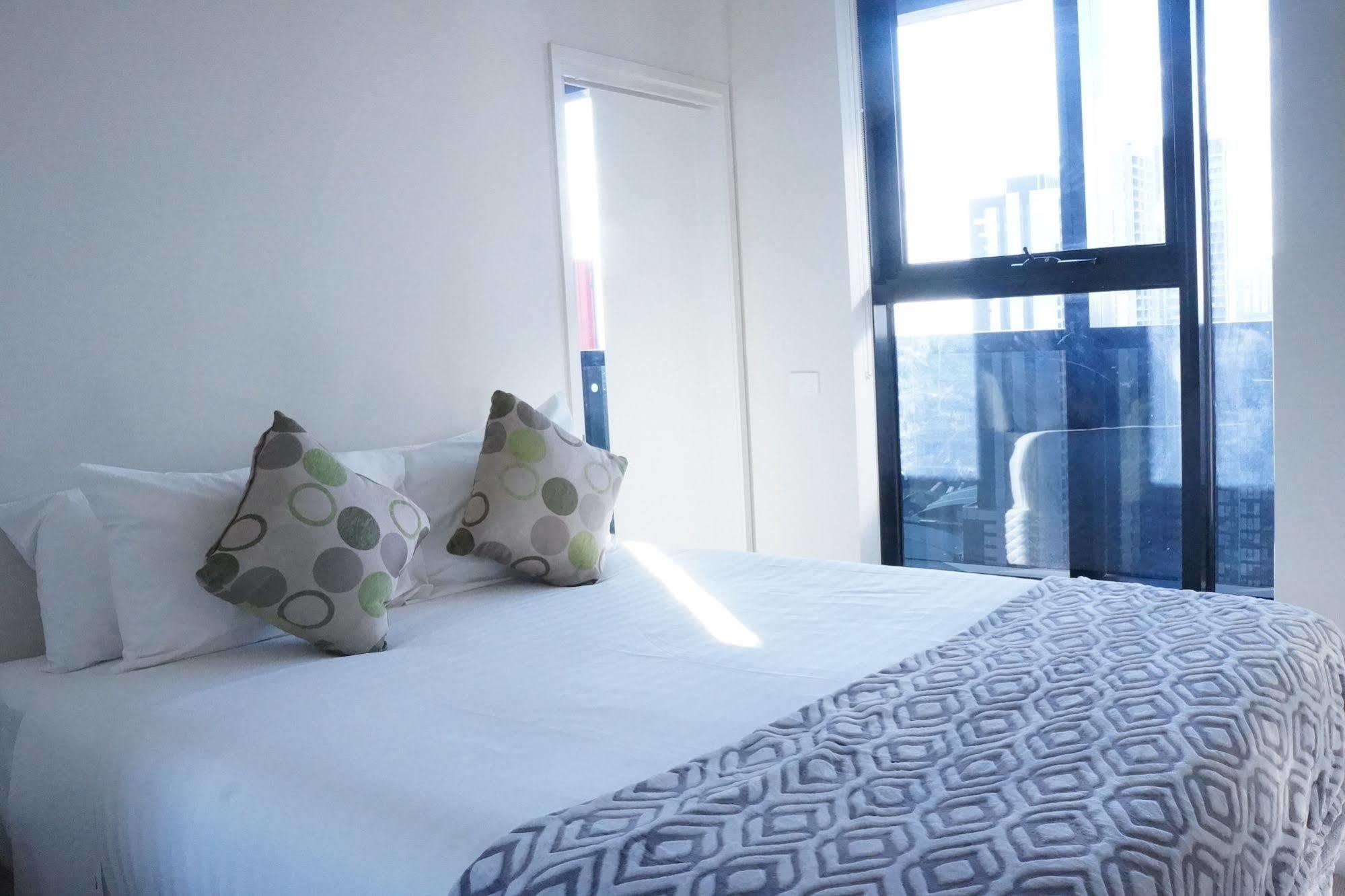 Winston Apartments Мелбърн Екстериор снимка